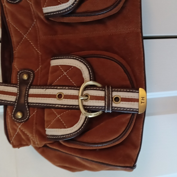 Tommy Hilfiger brown larger purse - Picture 2 of 6